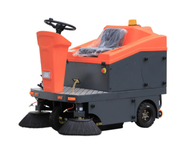 巴曼 小型駕駛式掃地機(jī)RS125 清掃寬度1250mm
